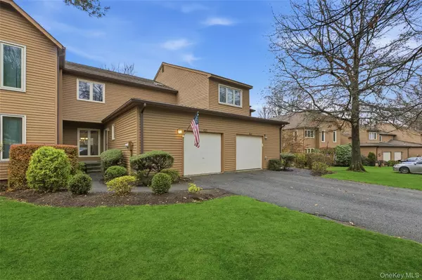 Yorktown Heights, NY 10598,172 Ridgeview LN