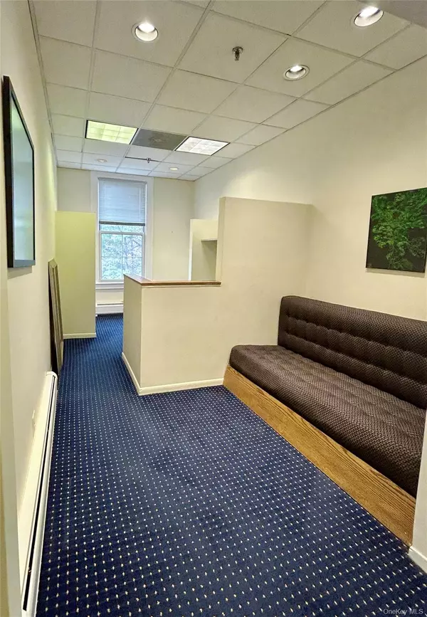 75 N Middletown RD #Suite 205, Nanuet, NY 10954