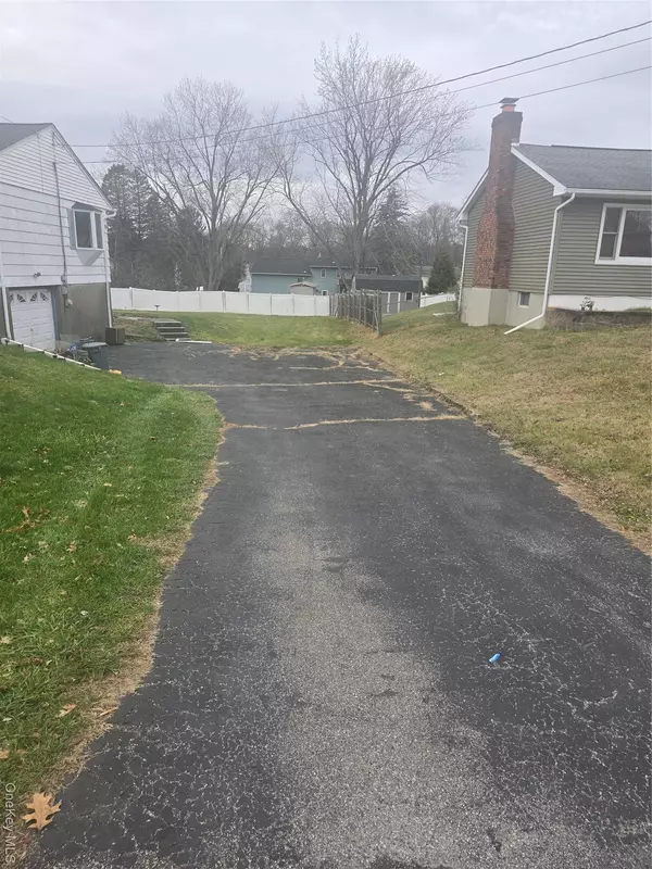 Newburgh, NY 12550,21 Carriage Drive