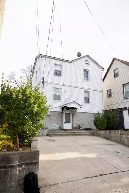 Elmont, NY 11003,19 Frederick AVE