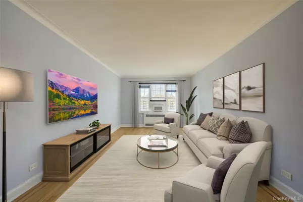 Forest Hills, NY 11375,77-14 113th ST #45