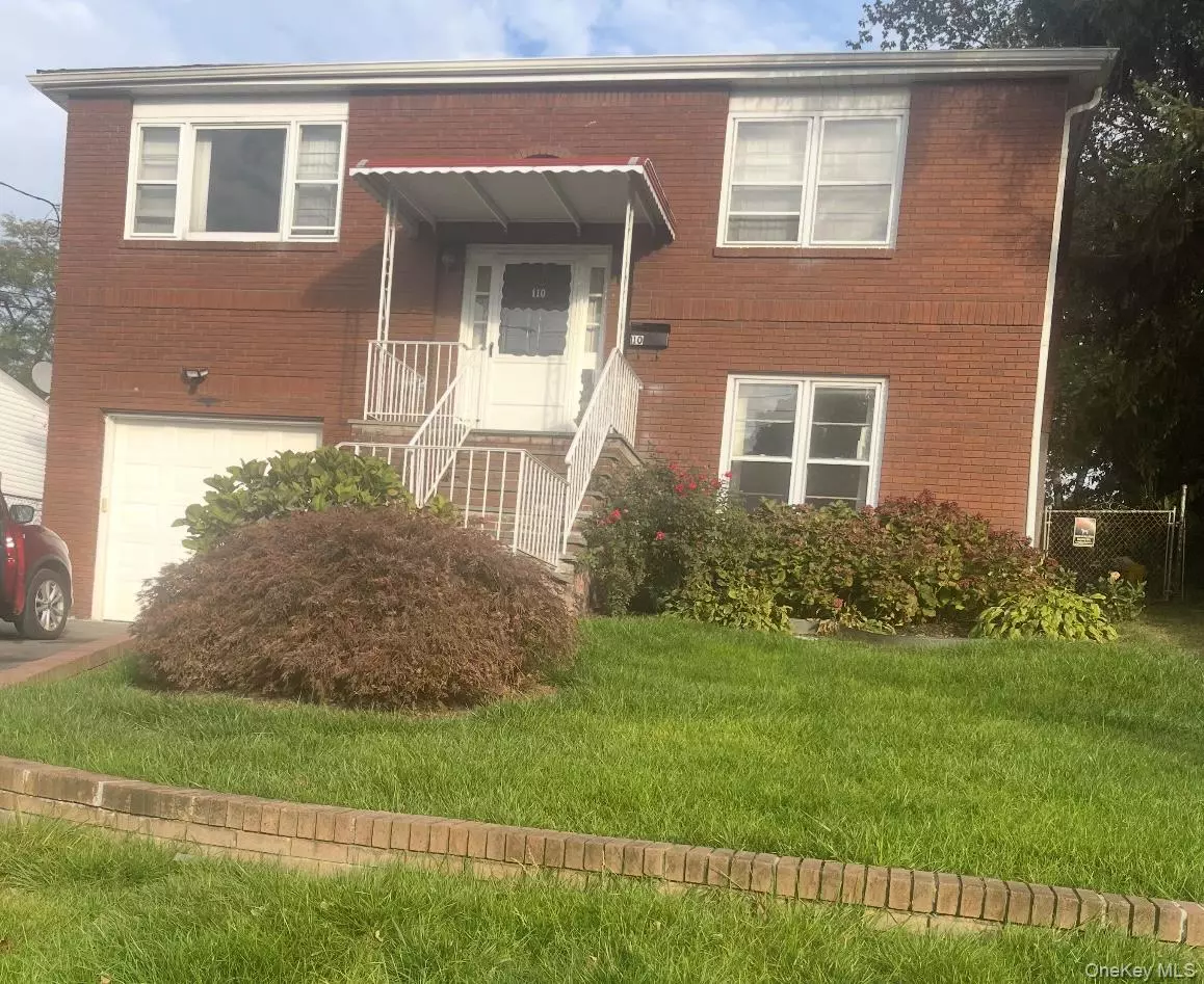 Yonkers, NY 10710,110 Beverly RD