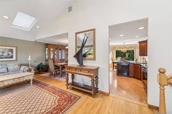 Seaford, NY 11783,1201 Day ST