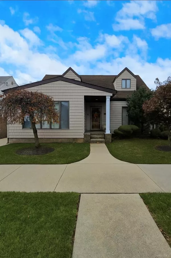 15724 86th ST, Howard Beach, NY 11414