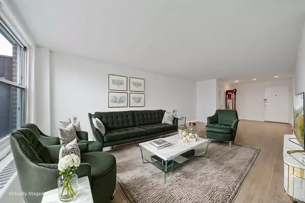 Bayside, NY 11360,23-20 Bell Boulevard #6J