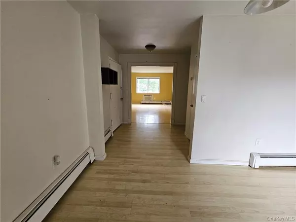 Monroe, NY 10950,17 Tanager RD #1704