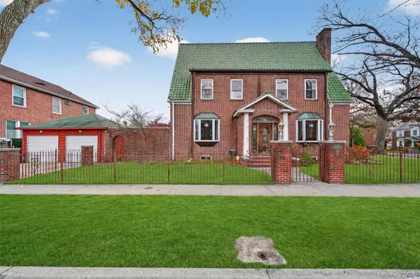 Bronx, NY 10469,2300 Gunther AVE