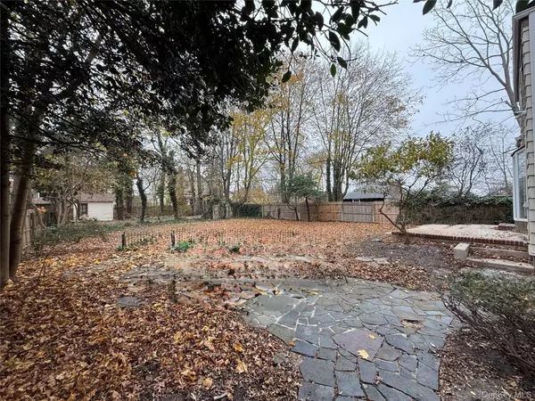 Patchogue, NY 11772,66 Rose AVE