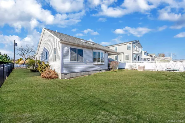 Amityville, NY 11701,38 Berger AVE