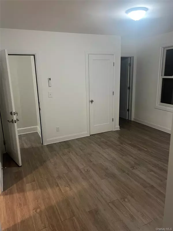 Port Chester, NY 10573,55 Grove ST