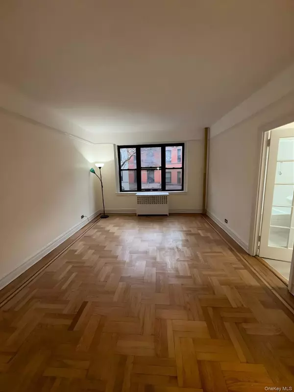 New York (manhattan), NY 10128,140 E 95th ST #3C