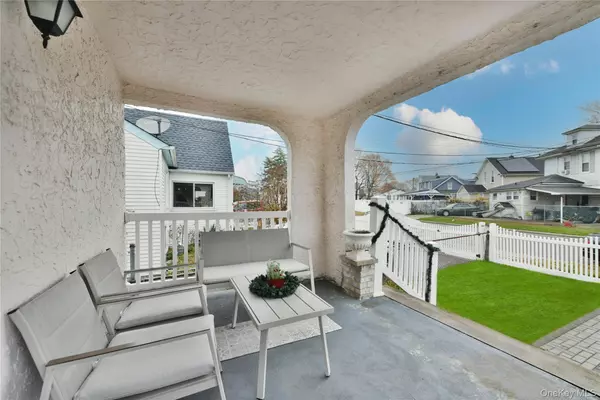 Hempstead, NY 11550,113 Stewart AVE