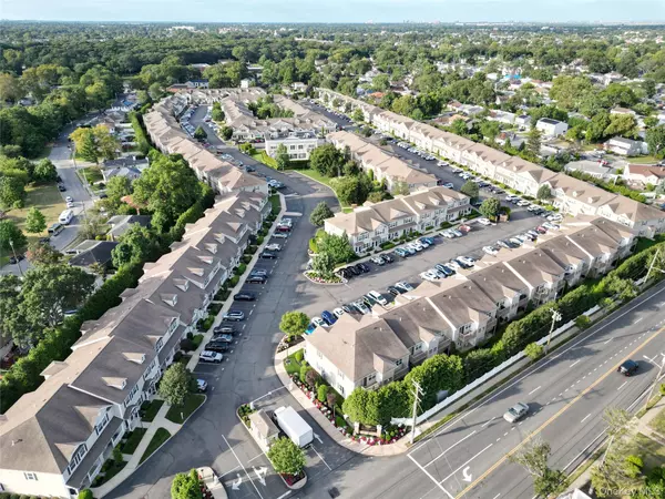 Valley Stream, NY 11580,1207 Willow LN