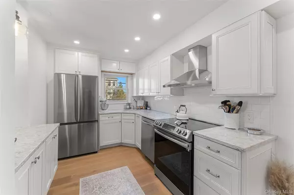 White Plains, NY 10605,36 Greenridge AVE #302