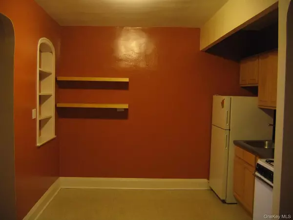 221 E 18th ST #0, Brooklyn, NY 11226