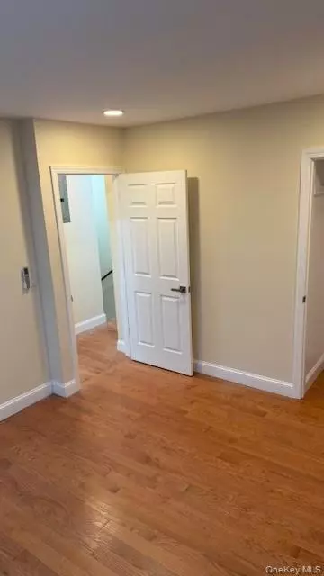 Rosedale, NY 11422,24106 141st AVE