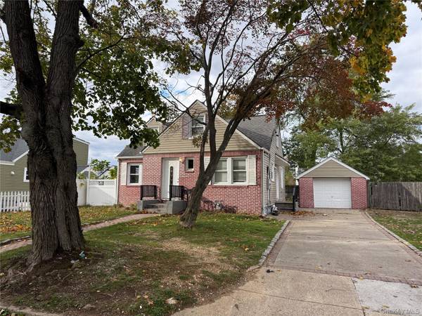 345 Elmore ST, Central Islip, NY 11722