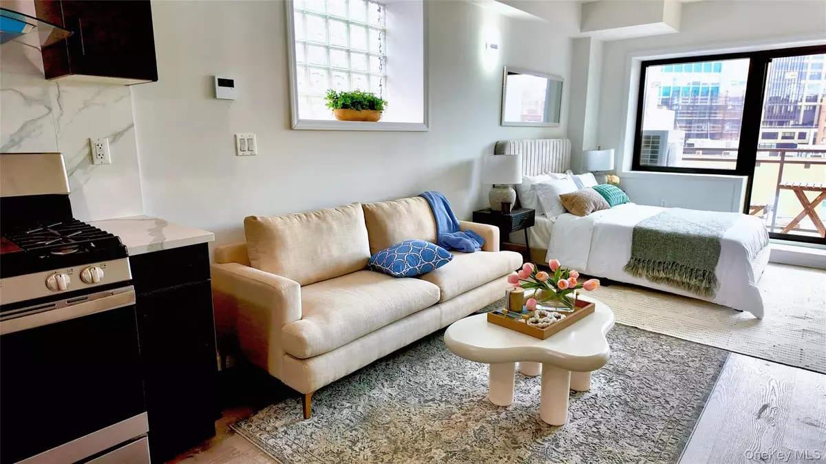 Rego Park, NY 11374,9730 64th AVE ##3C