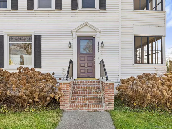 Red Hook, NY 12571,7432 S Broadway