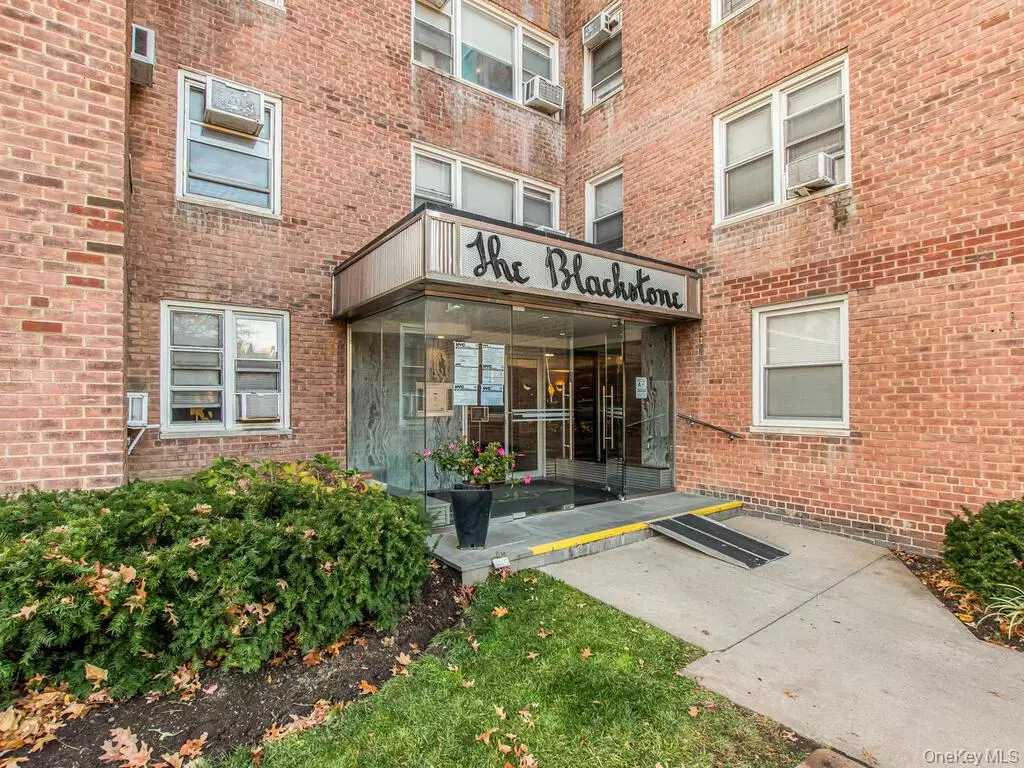 Bronx, NY 10463,3725 Henry Hudson Pkwy #5H