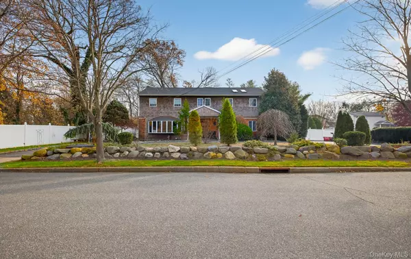 Commack, NY 11725,110 Florida AVE