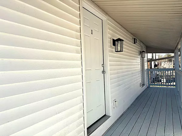 Hopewell Junction, NY 12533,447 Route 376 #Unit 1