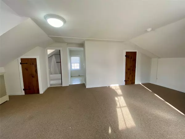 Cornwall, NY 12518,6 Willow AVE #3rd fl