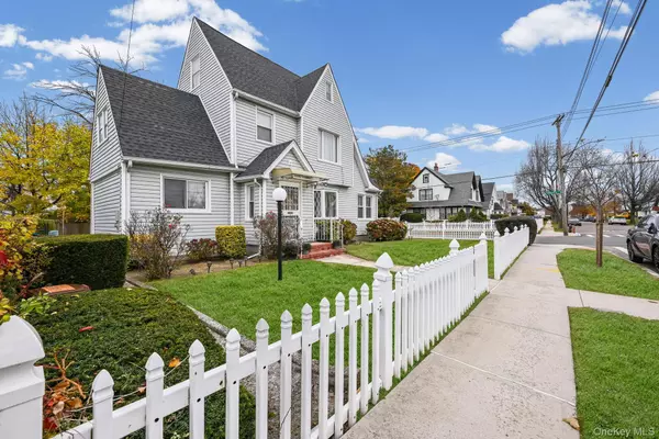 Saint Albans, NY 11412,188-31 Lewiston Avenue