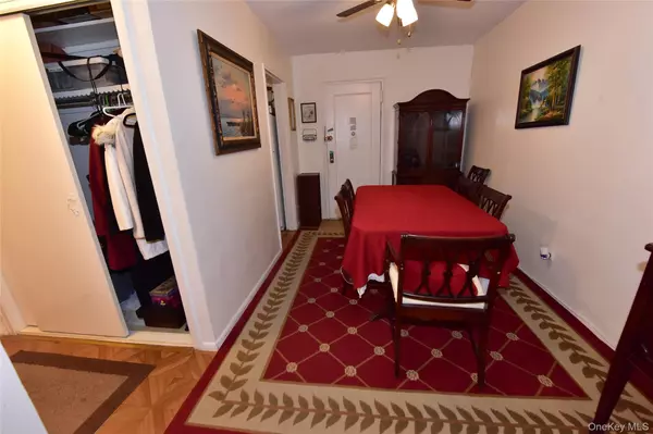 Queens Village, NY 11427,86-70 Francis Lewis BLVD #A46