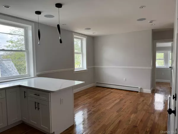 New Hyde Park, NY 11040,44 Lewis AVE