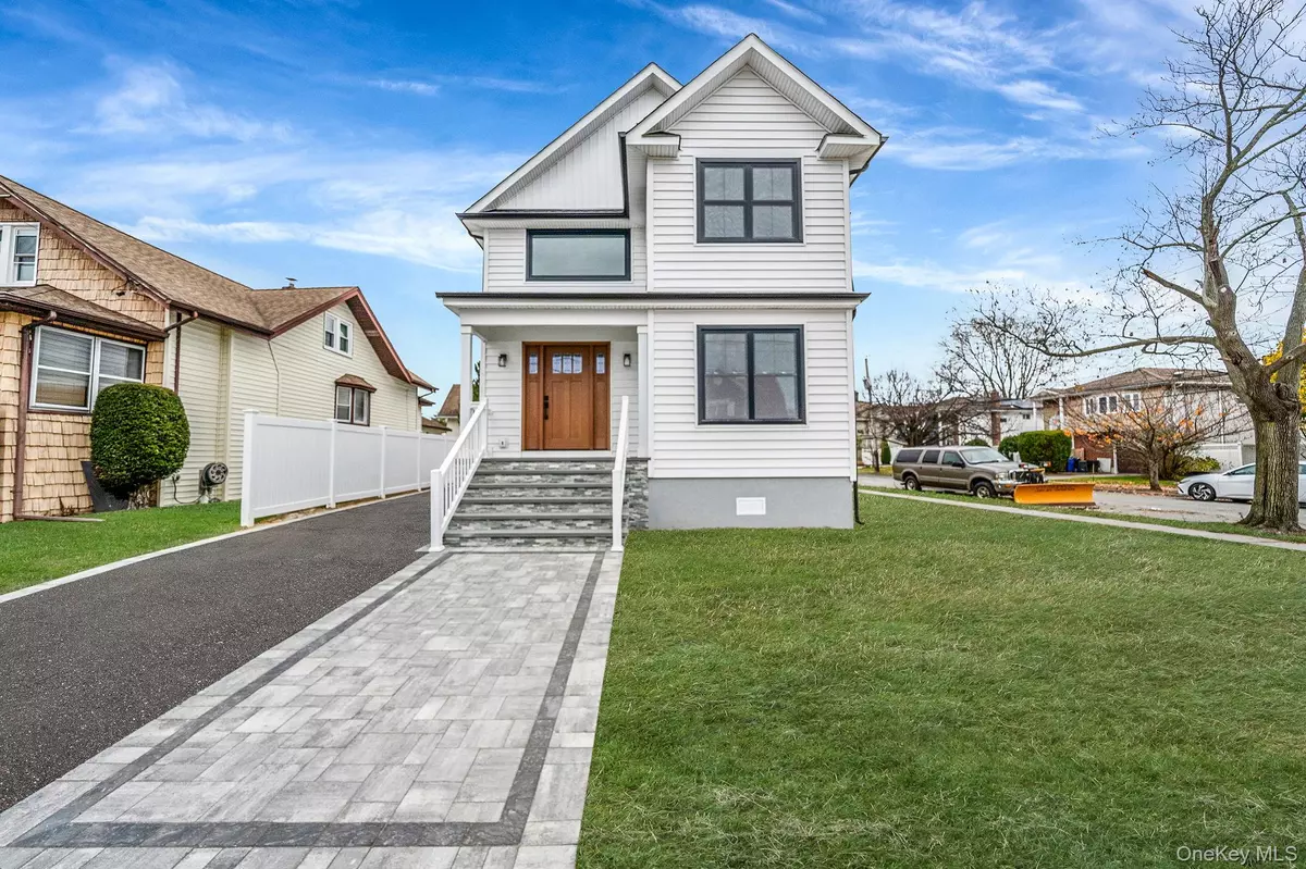 Baldwin, NY 11510,2929 Yale PL