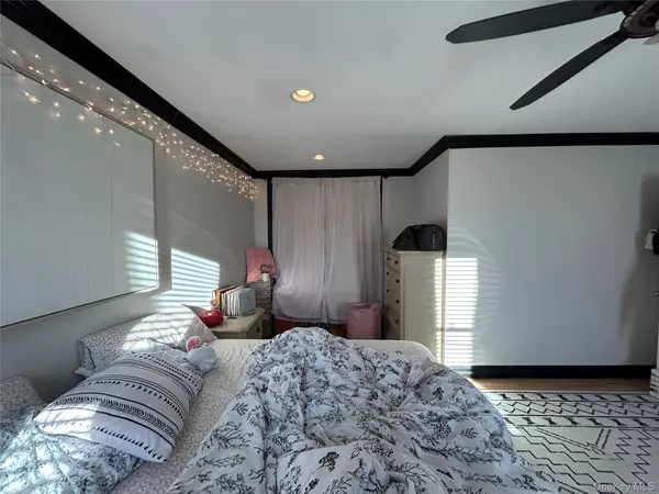 Bronx, NY 10465,1039 Calhoun AVE