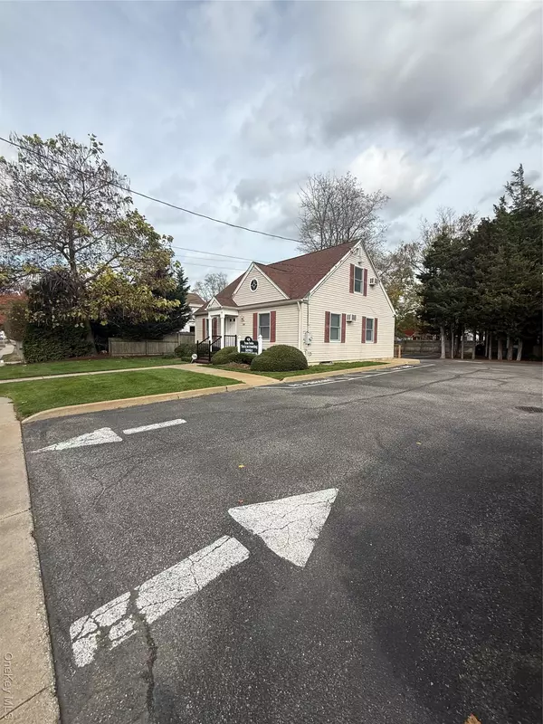 Riverhead, NY 11901,420 Osborn AVE