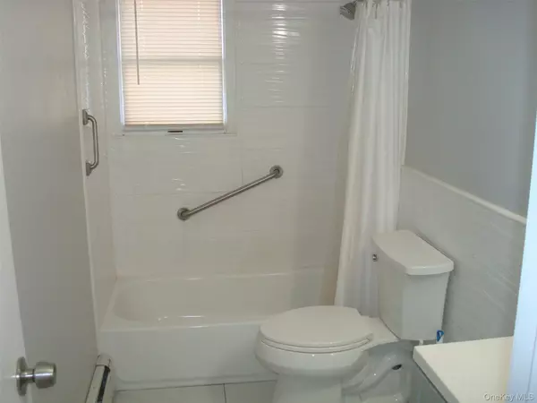 North Merrick, NY 11566,Address not disclosed