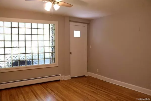 Nanuet, NY 10954,2 Pelham AVE #1N