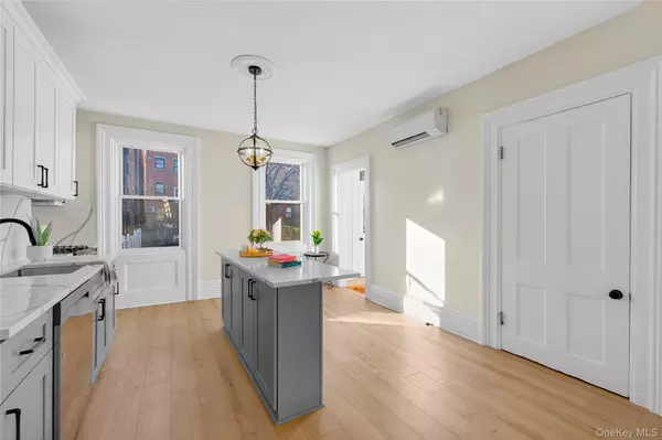 Newburgh, NY 12550,171 Chambers ST #B