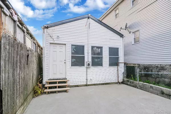 Brooklyn, NY 11208,224 Amber ST