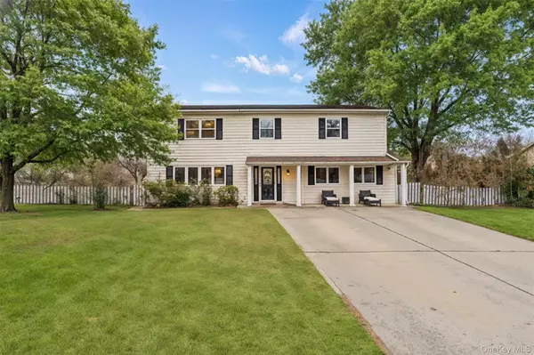 2 Almike DR, Centereach, NY 11720