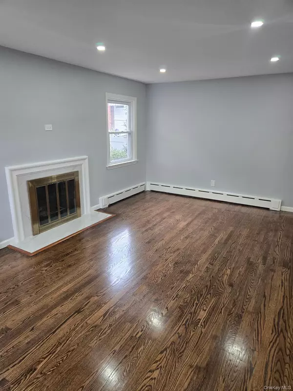 West Hempstead, NY 11552,321 Oakford ST