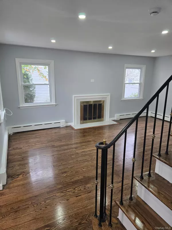 West Hempstead, NY 11552,321 Oakford ST