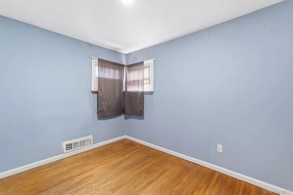 Brentwood, NY 11717,103 Timberline DR