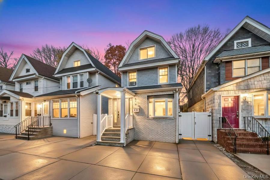 85-79 98 ST, Woodhaven, NY 11421