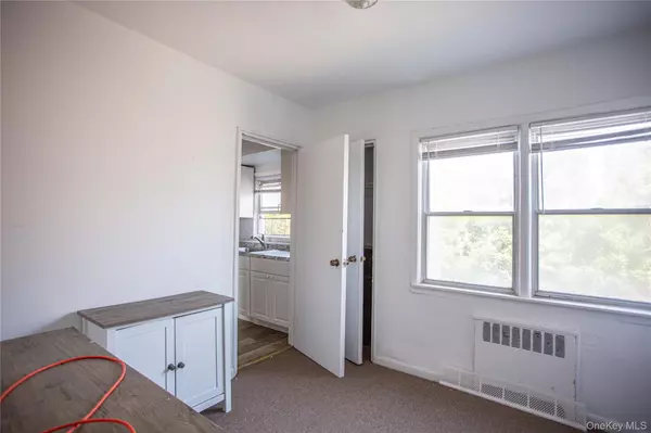 Long Beach, NY 11561,325 Shore RD #1F