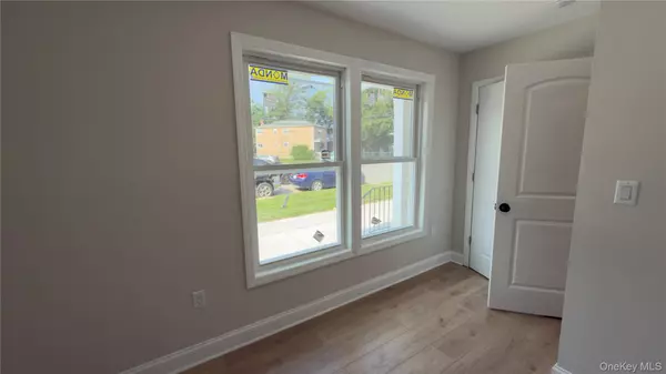 Hempstead, NY 11550,120 linden