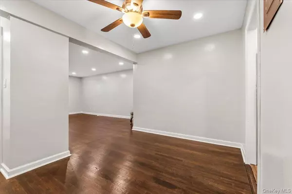 Valley Stream, NY 11581,510 DuBois AVE #11B