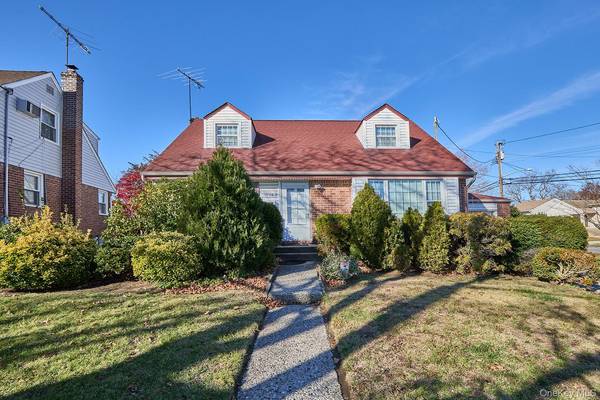 Valley Stream, NY 11580,1068 Ashley DR