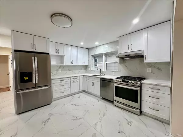 Whitestone, NY 11357,150-31 22ND AVE 22