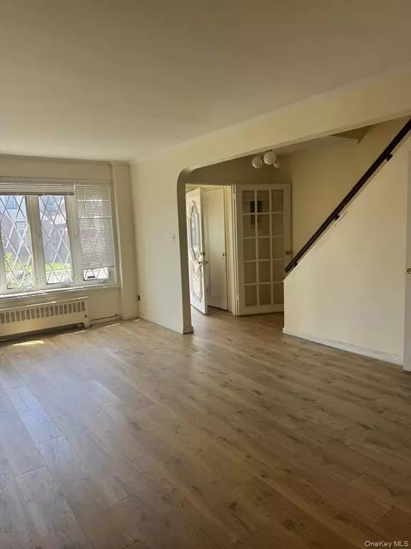 Laurelton, NY 11413,229-11 141St ST