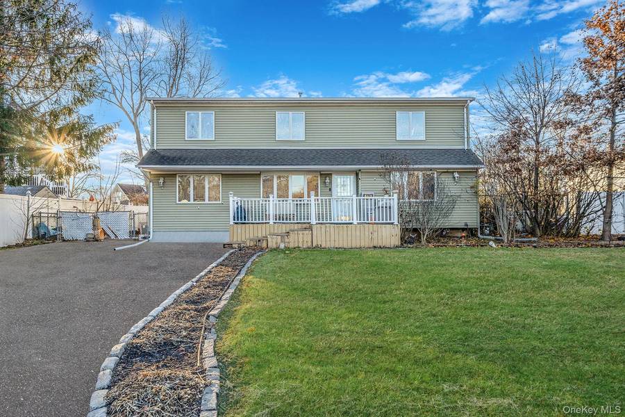 170 Grand BLVD, Brentwood, NY 11717