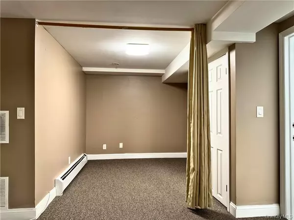 Spring Valley, NY 10977,7 S Madison AVE #6